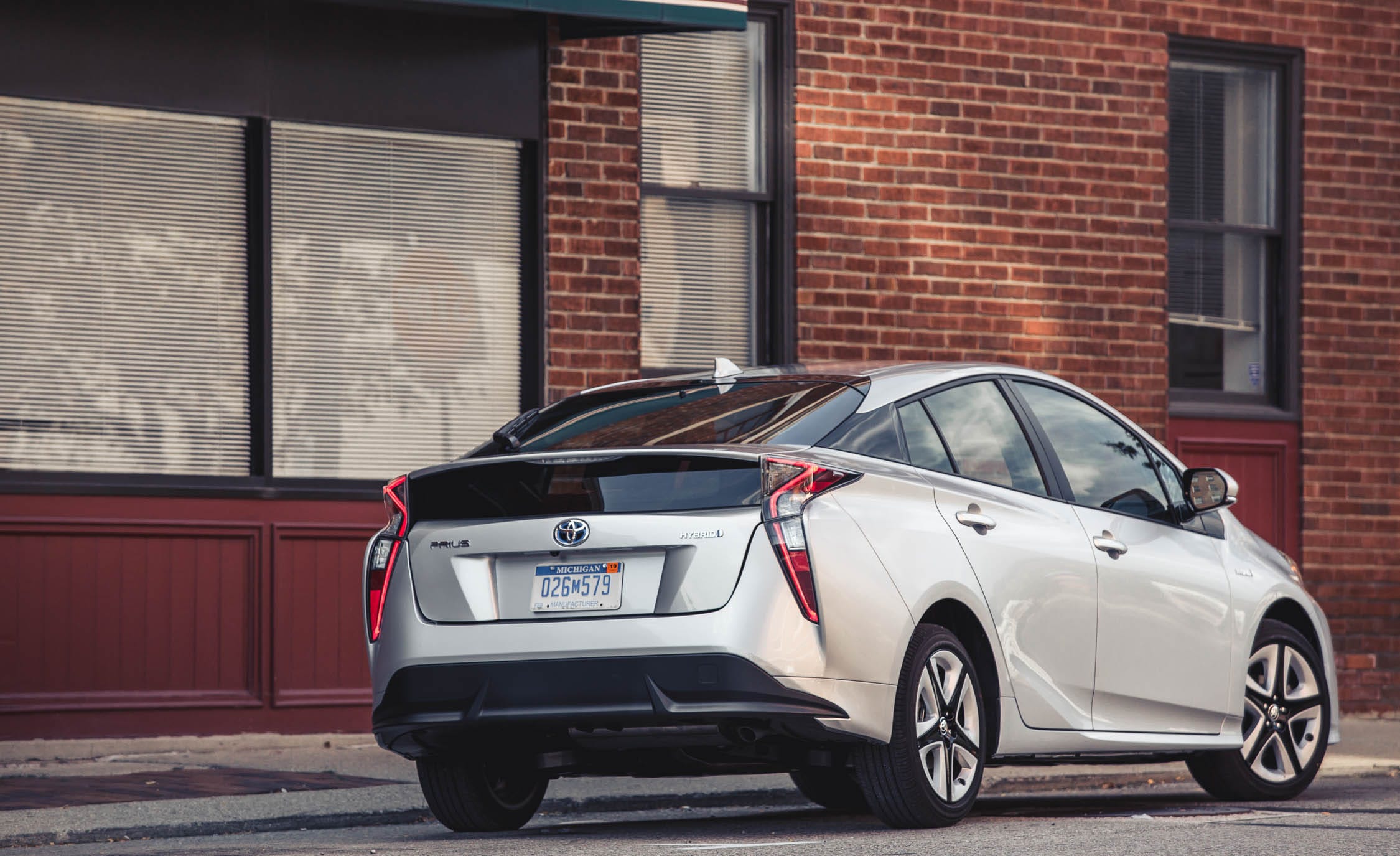 Toyota Prius Cargo Capacity Motor News Toyota Prius Cargo Capacity